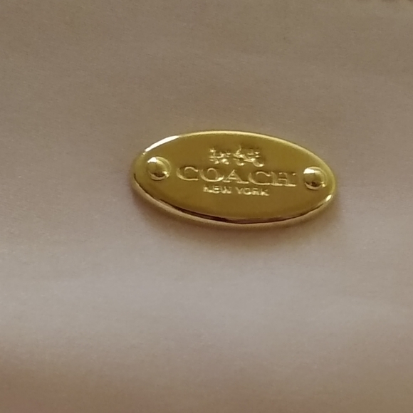 Coach pink satin pouch brand new - Picture 1 of 4